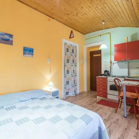 Apartment In Center